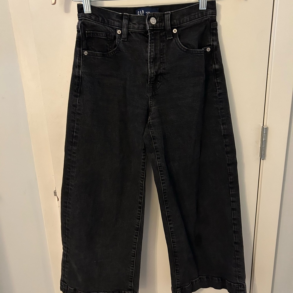 GAP Women's Black Ankle Jeans